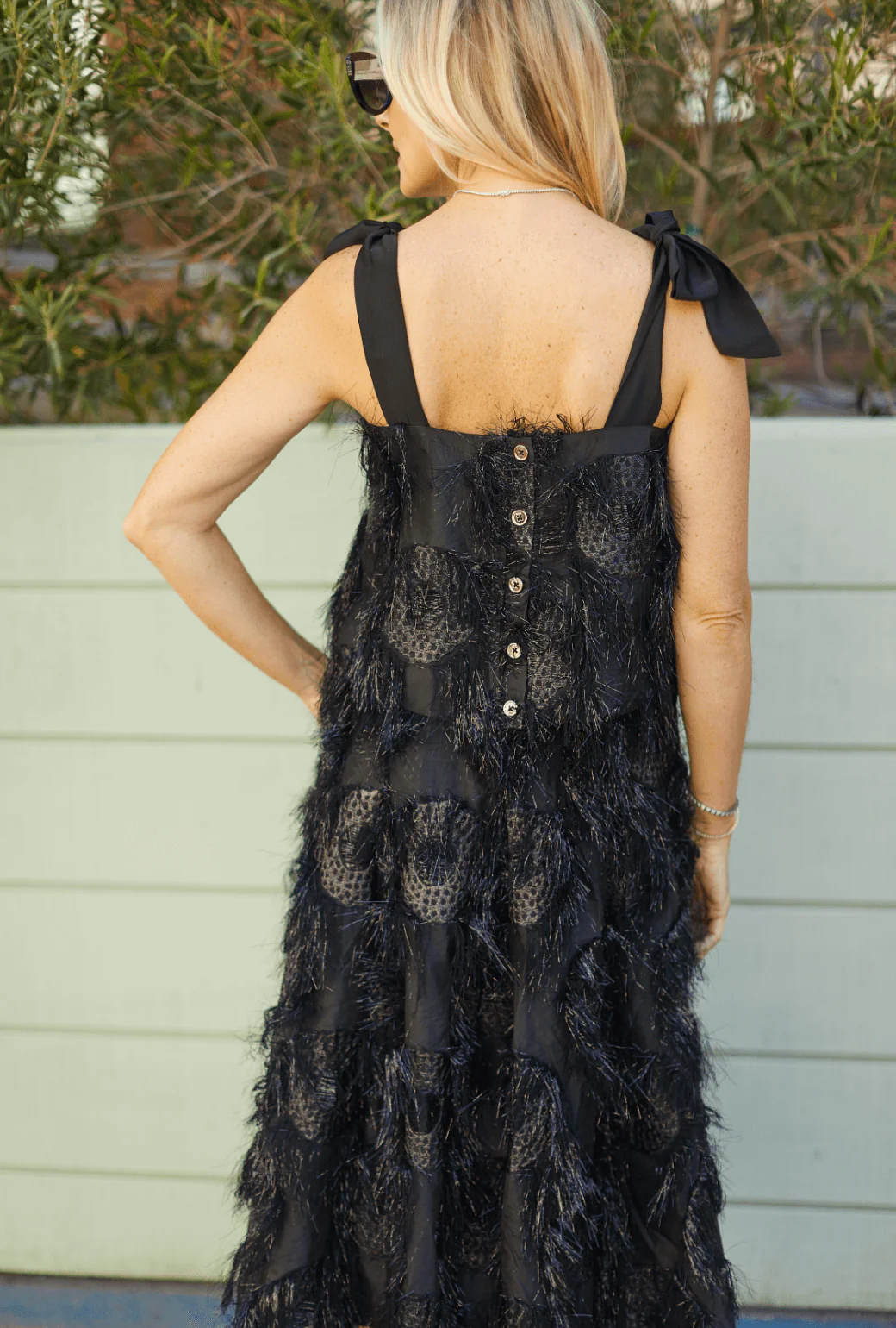 Pillar Top - Black Eyelash - BURU