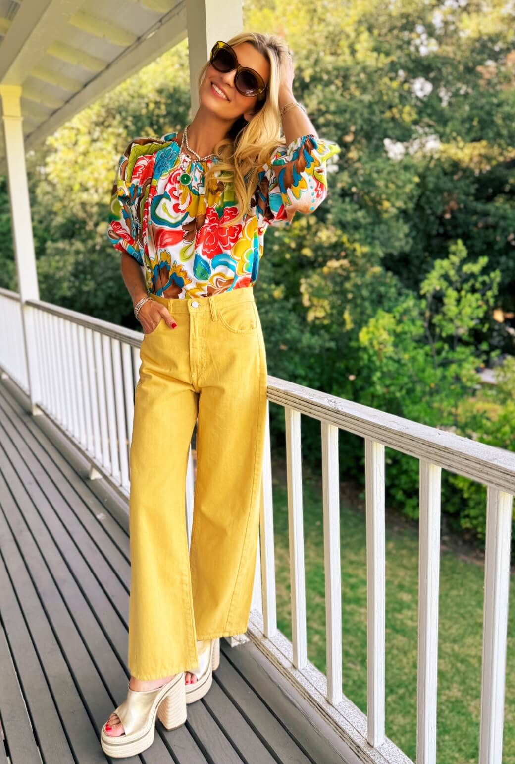 Button Back Bettie Ann Blouse - Graffiti - BURU