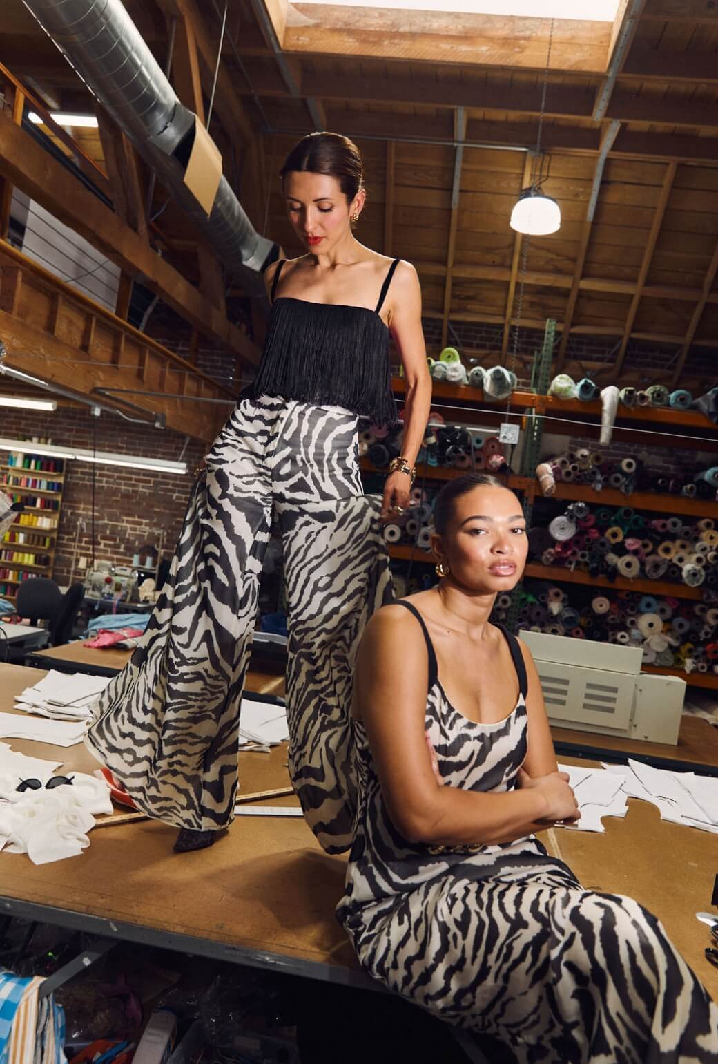 Buru x India The Camden Crop - Black - BURU