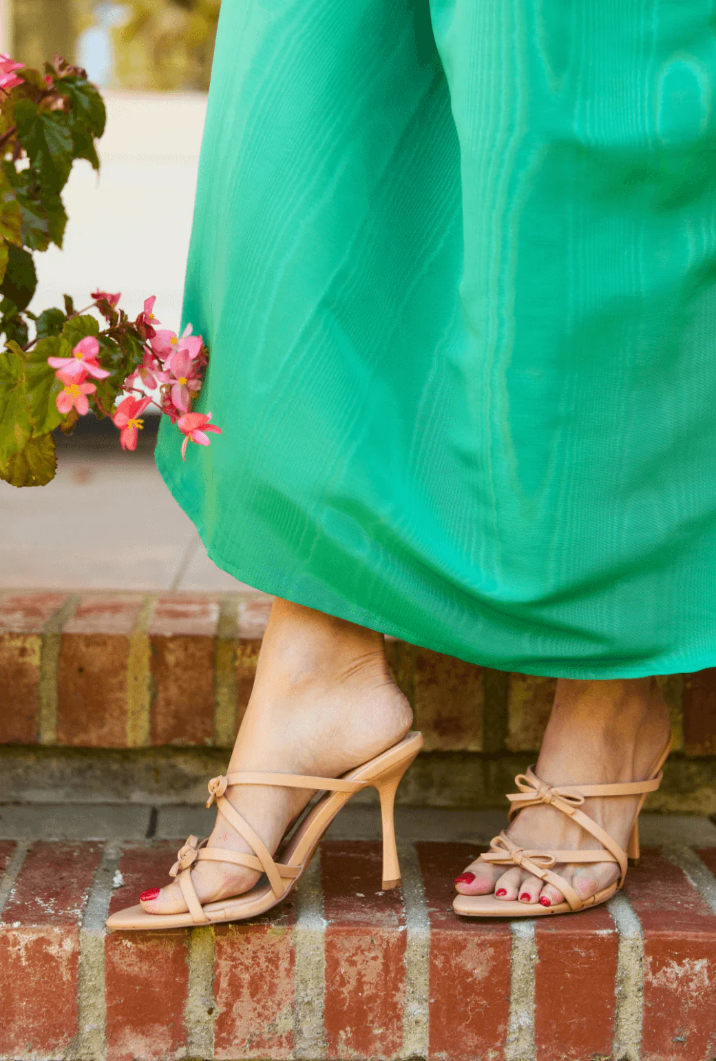 Strappy Bow Heel - Sand - BURU