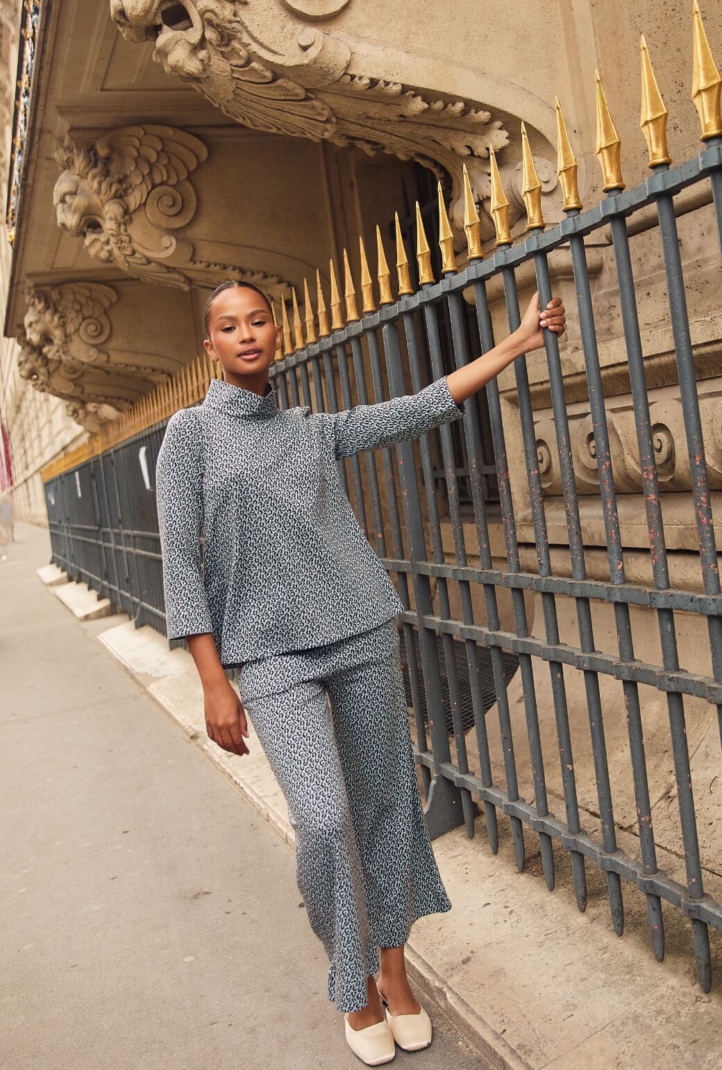 Long Sleeve Mod Top - Blue & Brown Cheetah Knit - BURU